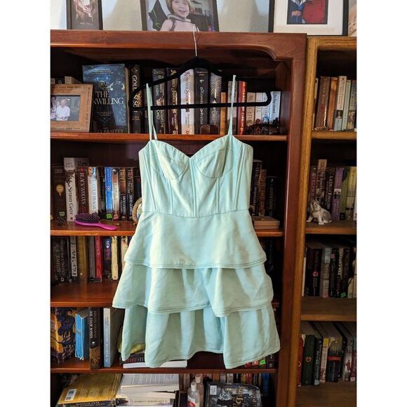 bcbg Jacklyn tiered strapless mini dress in opaline green sz 10 new with tags - Picture 1 of 6